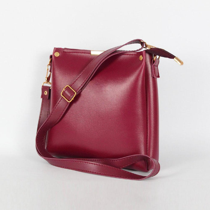 Title: Stylish Maroon Handbag for Girls – Elegant & Durable Rexine Material