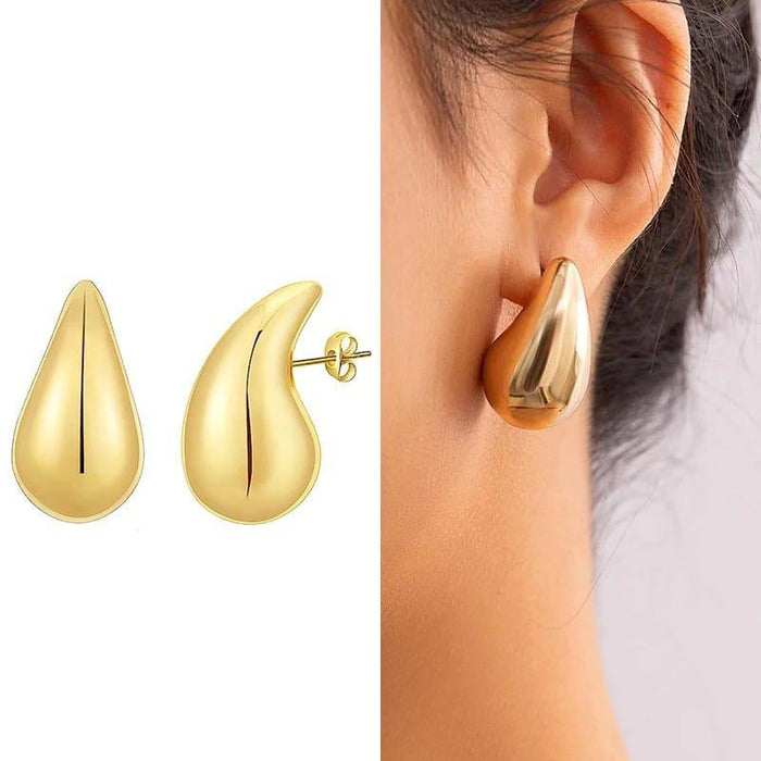 Elegant Electroplated Copper Stud Earrings – Golden & Silver (Pair)